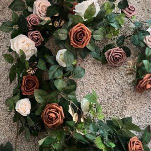 Ling's Moment 5 ft. Flower Garlands